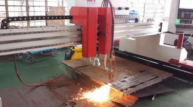 無錫TECO三相異步剎車馬達AEEV1H-132kW-4P在呼和浩特推板爐產業內的技術體會	